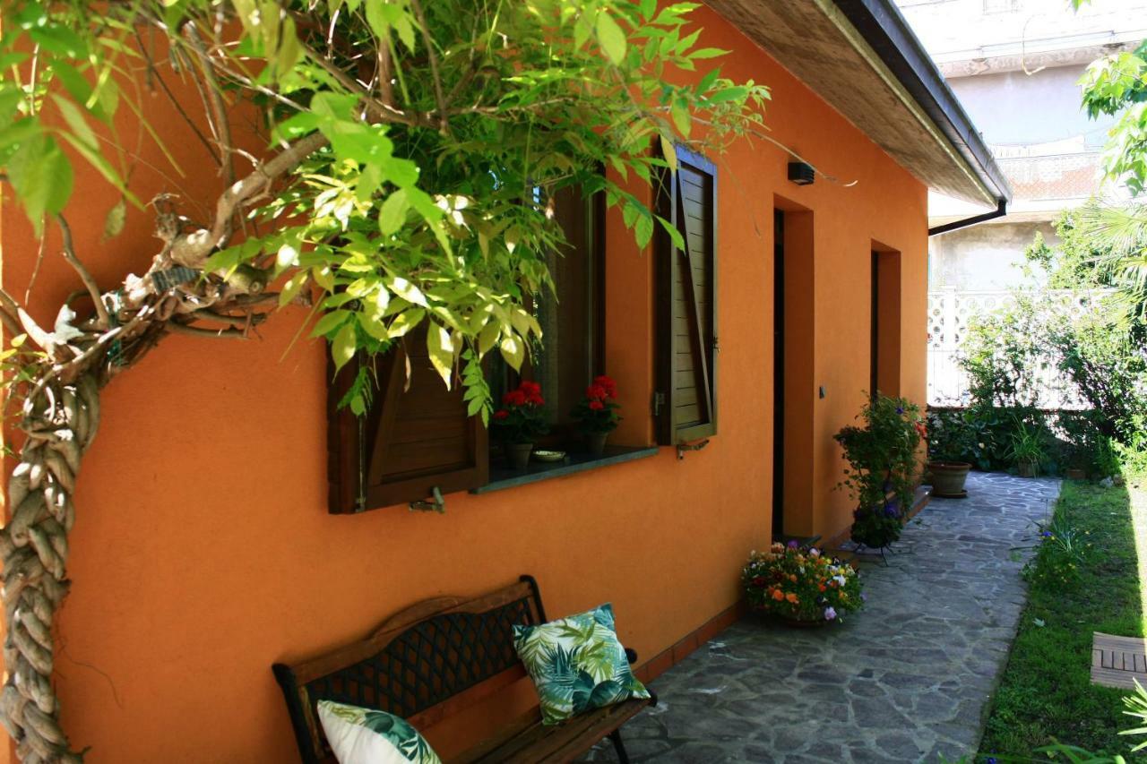 Garden Fuorirotta Bed & Breakfast San Giovanni Teatino Ngoại thất bức ảnh